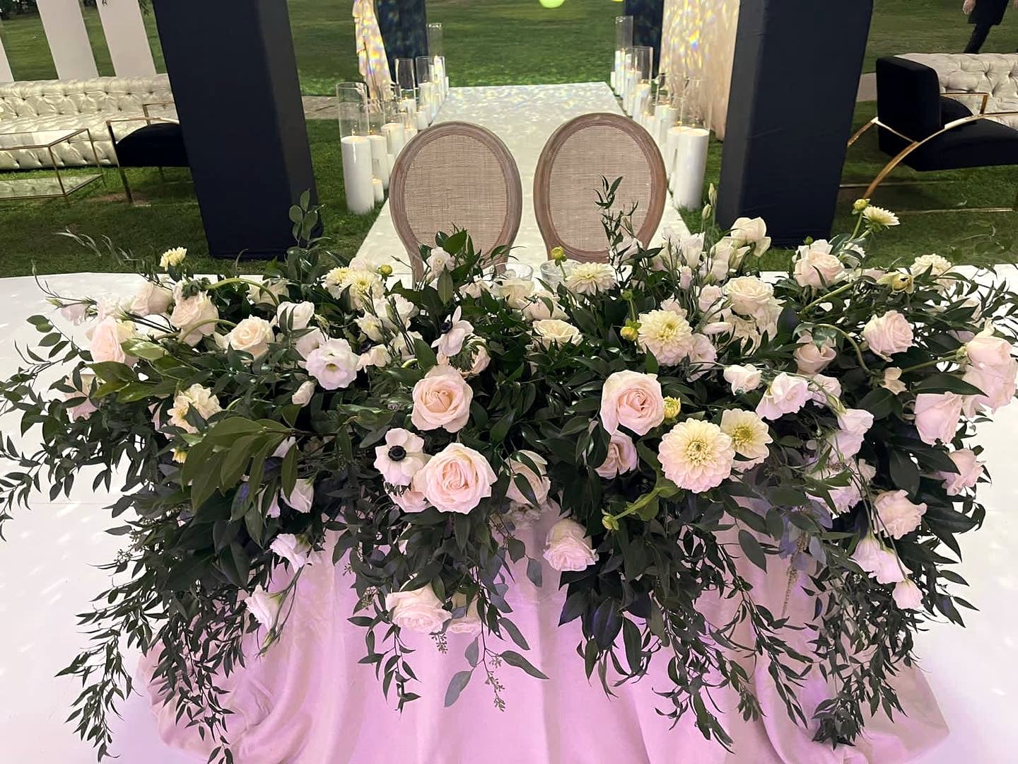 Wedding: The sweetheart table