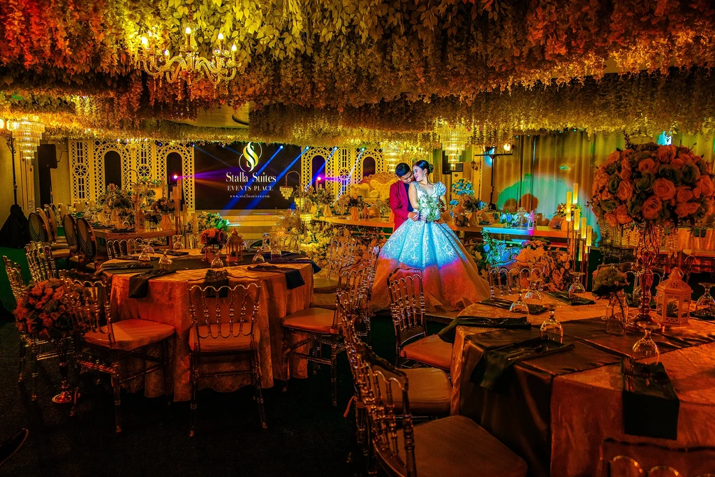 Candlelit wedding reception styling at Celestia Hall, Stalla Suites Events Place QC