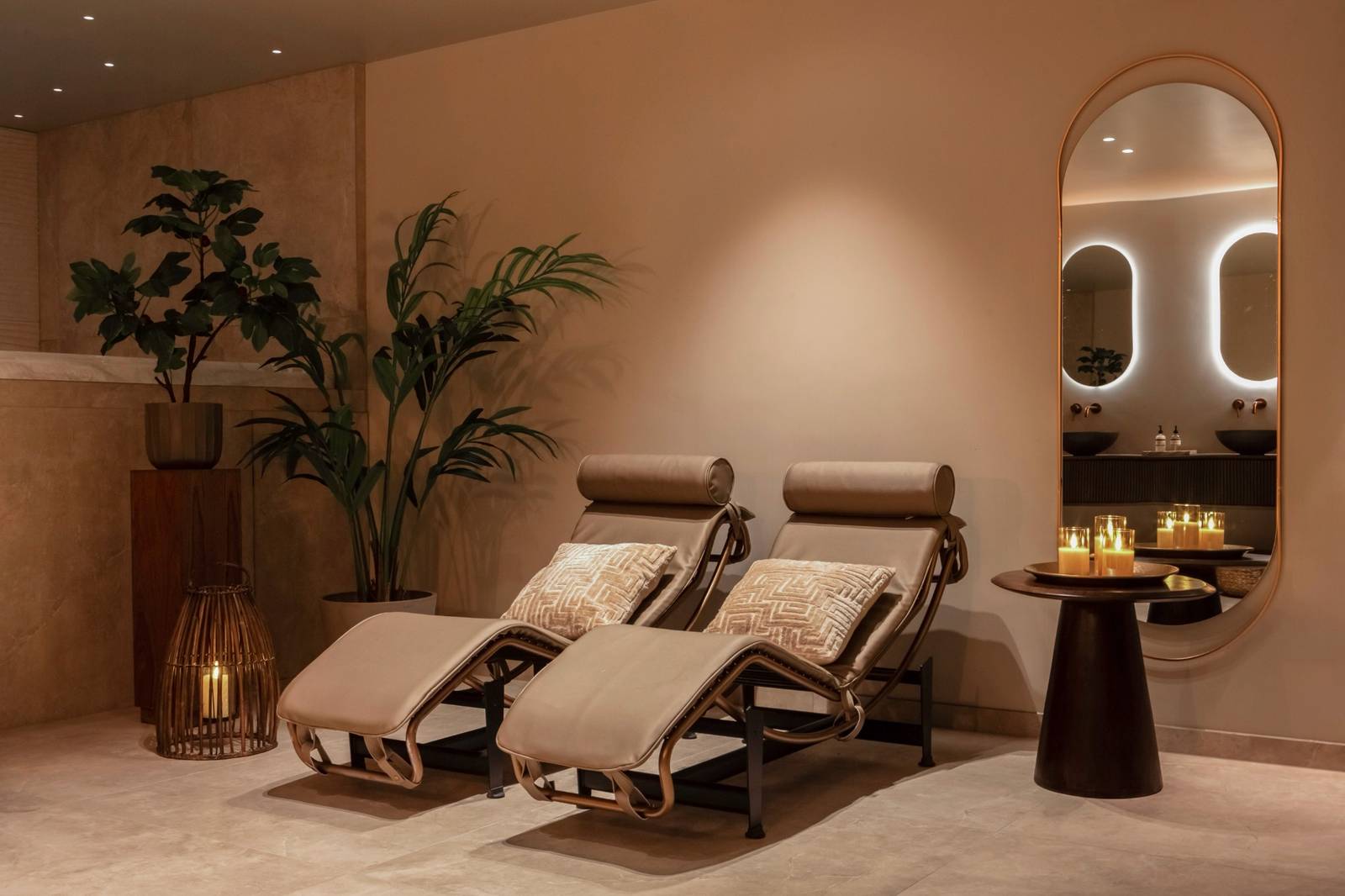 ligbedden in de wellness kelder van een schuurwoning