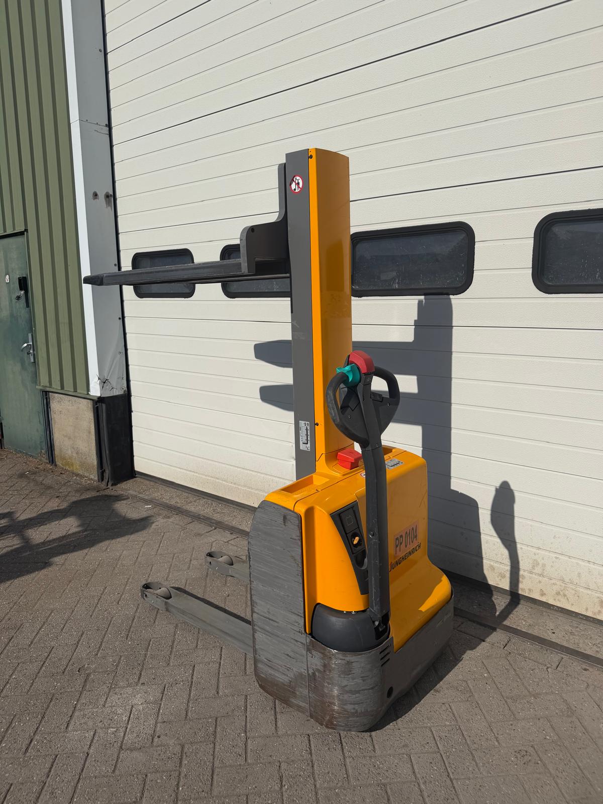 Jungheinrich EMC 110