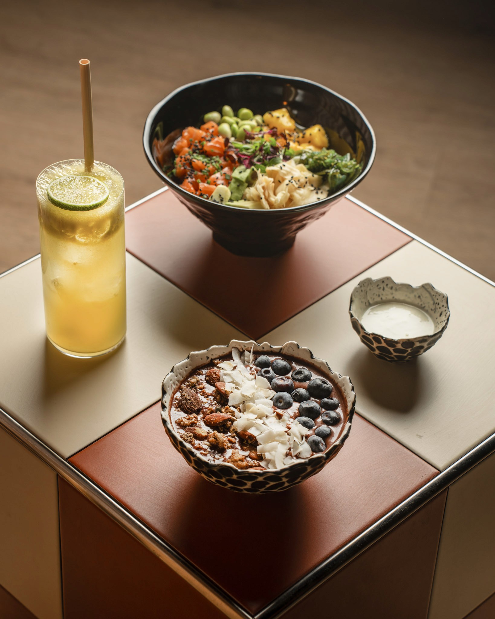 mat poke bowls og acaii bowls og sunne shakes på Mellom Social Space Teknostallen Trondheim