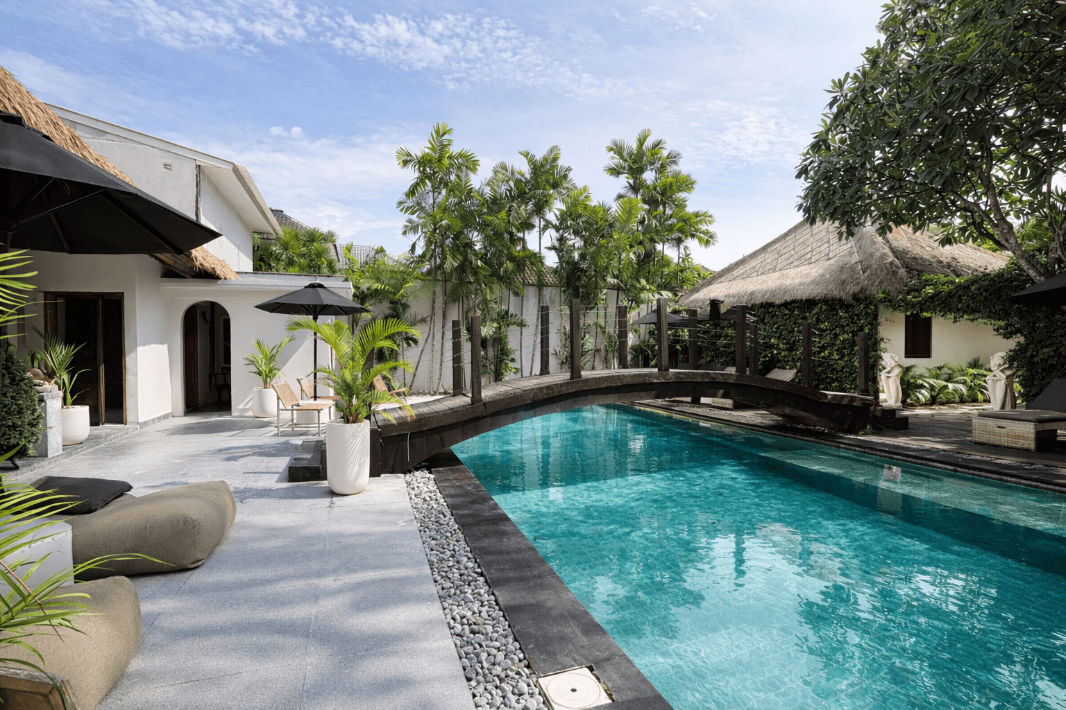 A serene spa room in a Mediterranean-modern villa by the ocean