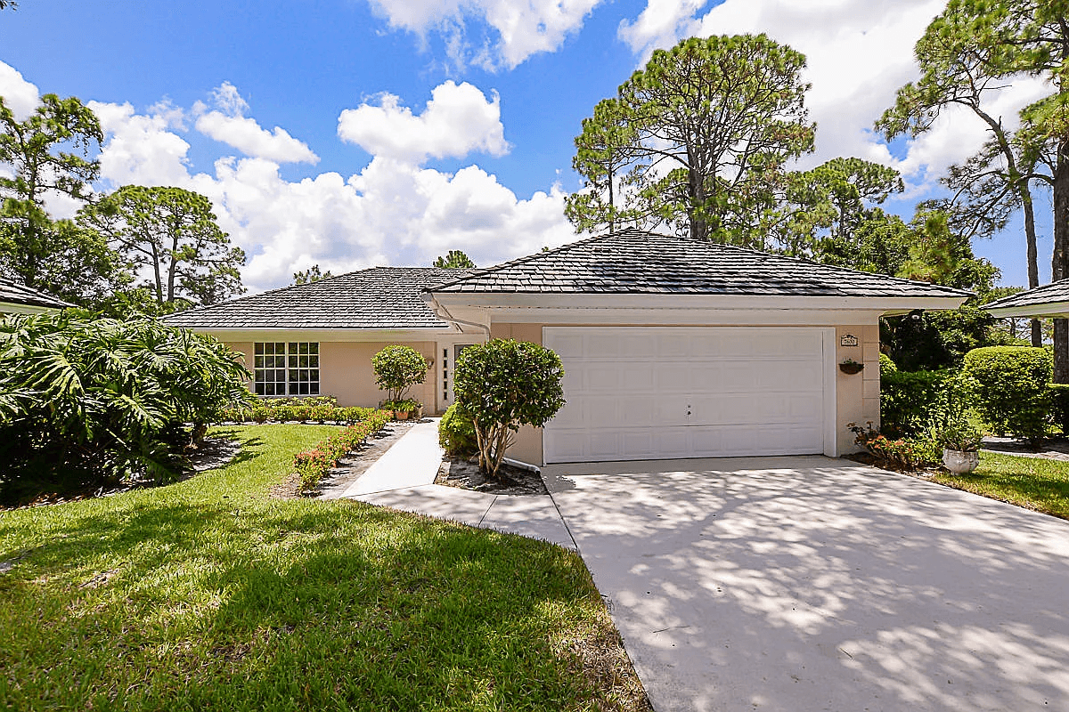 2003 Roof Replacement in Reserve Golf Villas, PGA Village, Port St Lucie with Cedar Shakes