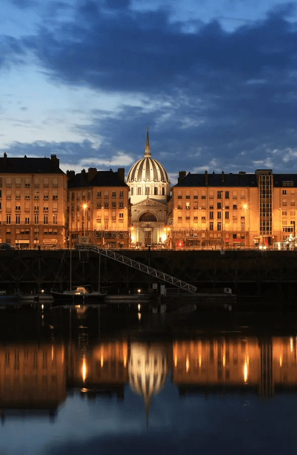vue sur un monument nantais