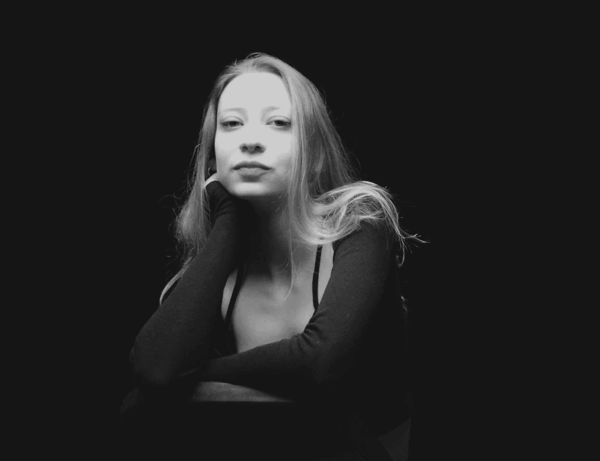 a person wearing a baseball cap