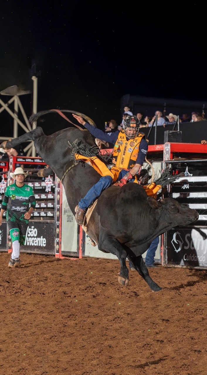 worker on laboratorium