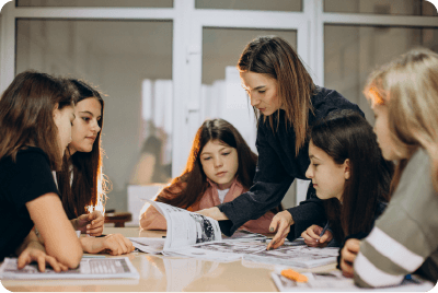 Estrategias de apoyo para estudiantes: impulsando el éxito académico en la era actual
