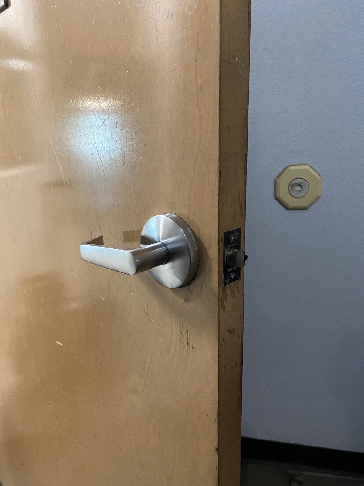 Office Lock Installation | Commercial Locksmith Tempe