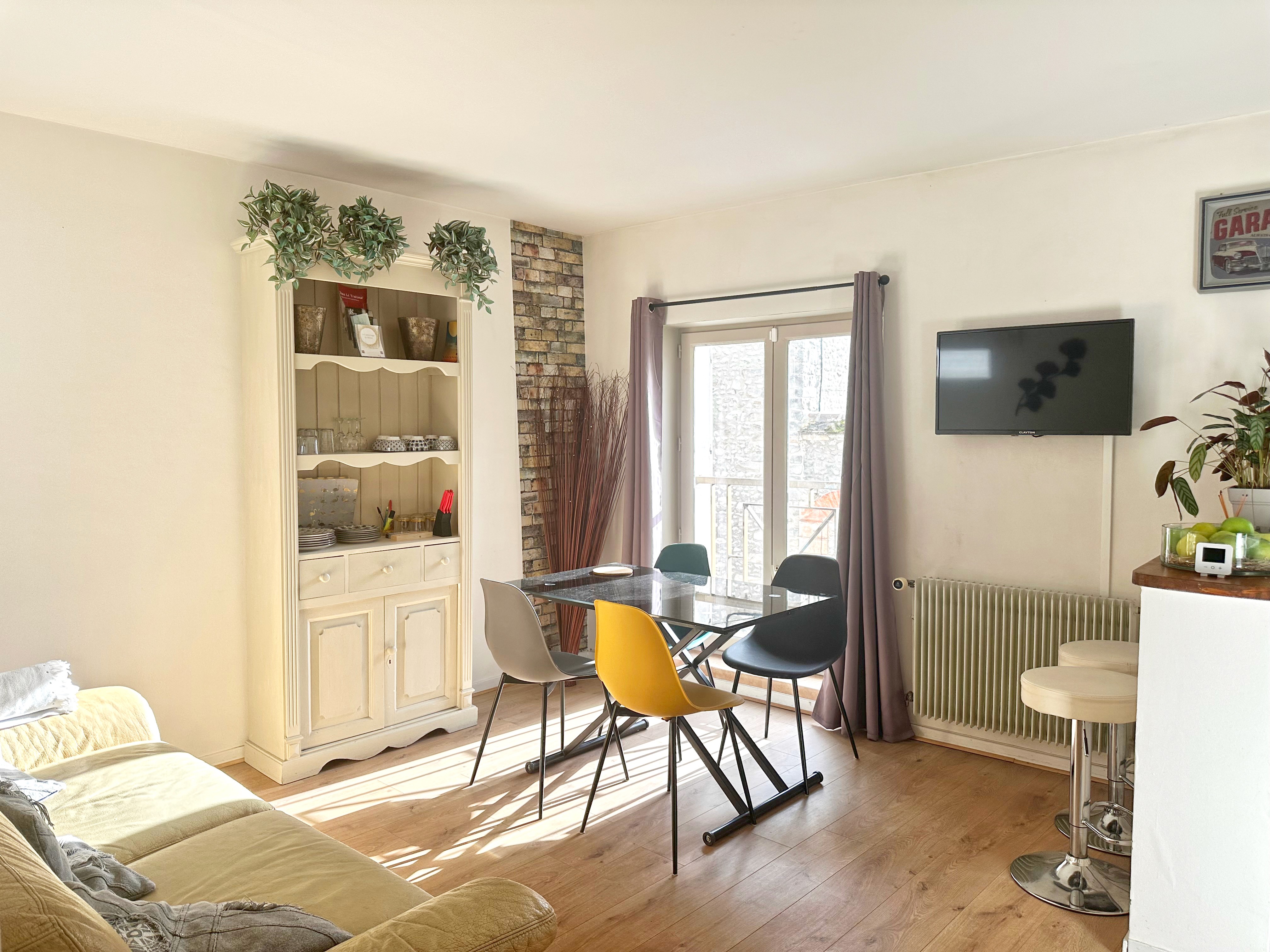 T2 lumineux- Terrasse- Centre-ville- Tout à pied