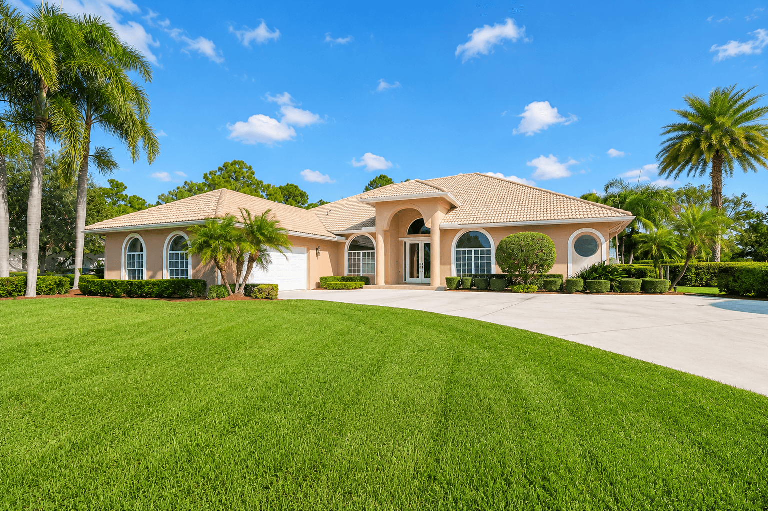 1994 New Roof Construction in Reserve Plantation, PGA Village, Port St Lucie with Pioneer Hacienda Tile in Desert Tan
