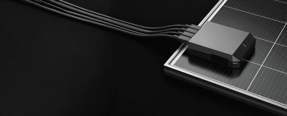 Two men discuss about solar project