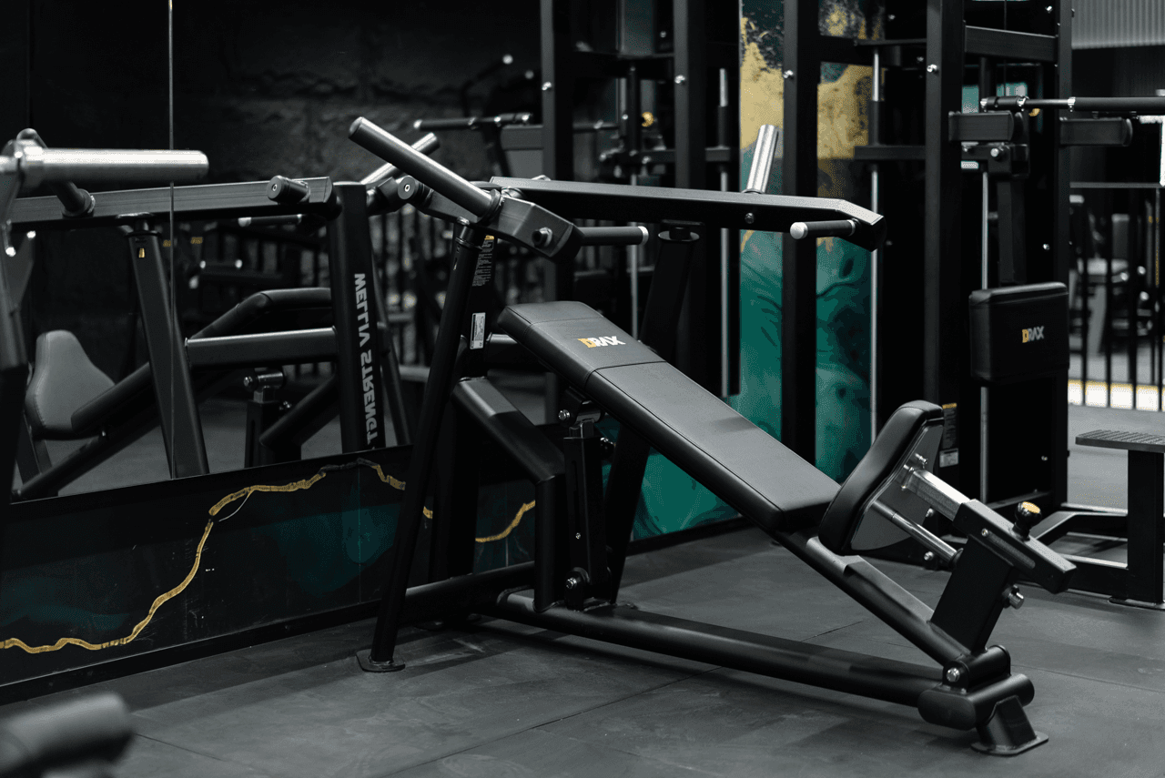 Modernste Geräte von Drax im Kraftwerk Fitness