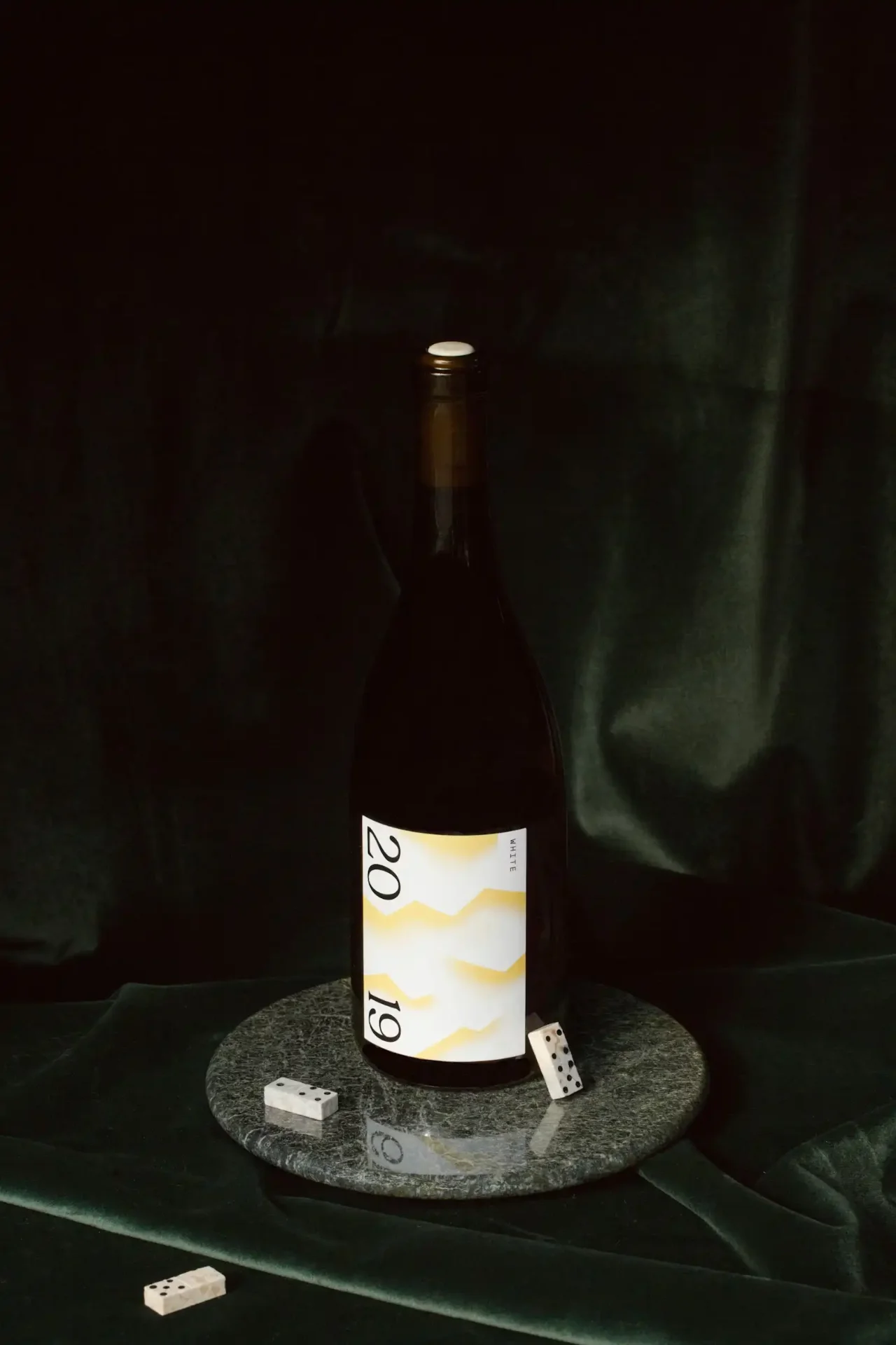 Wine Design Packaging in Lineup Studio: Free Framer Porfolio Template for Graphic Designers 02