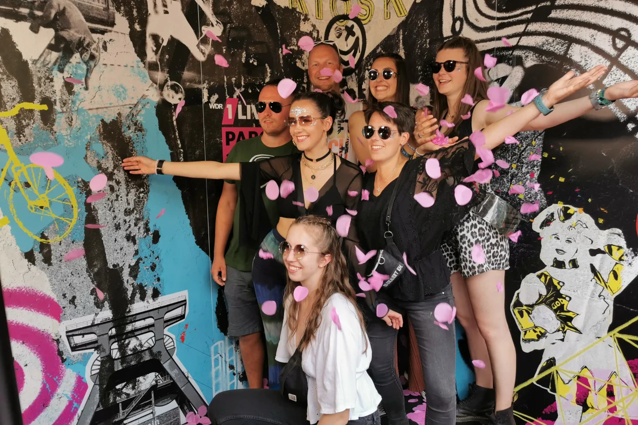 3D Photobooth mit Konfetti: Das Festival-Highlight von SnapCube