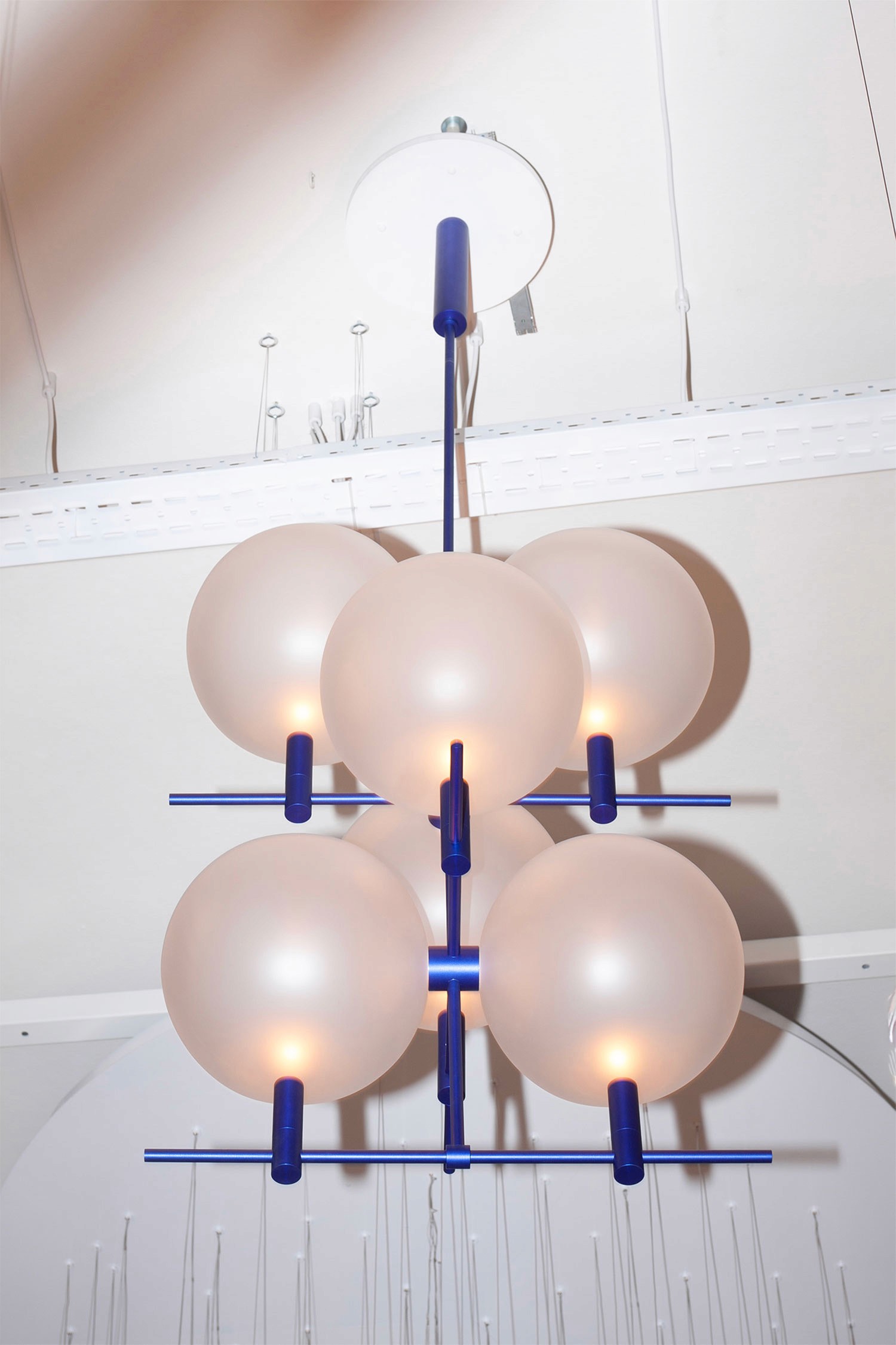 bottom-view-luna-i06-vertical-lighting-at-made-by-fire-exhibition-jiri-krejcirik