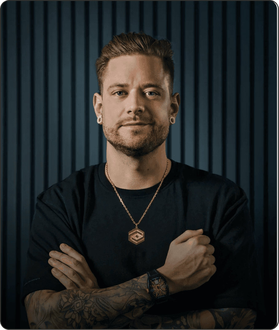 Woman team member photo