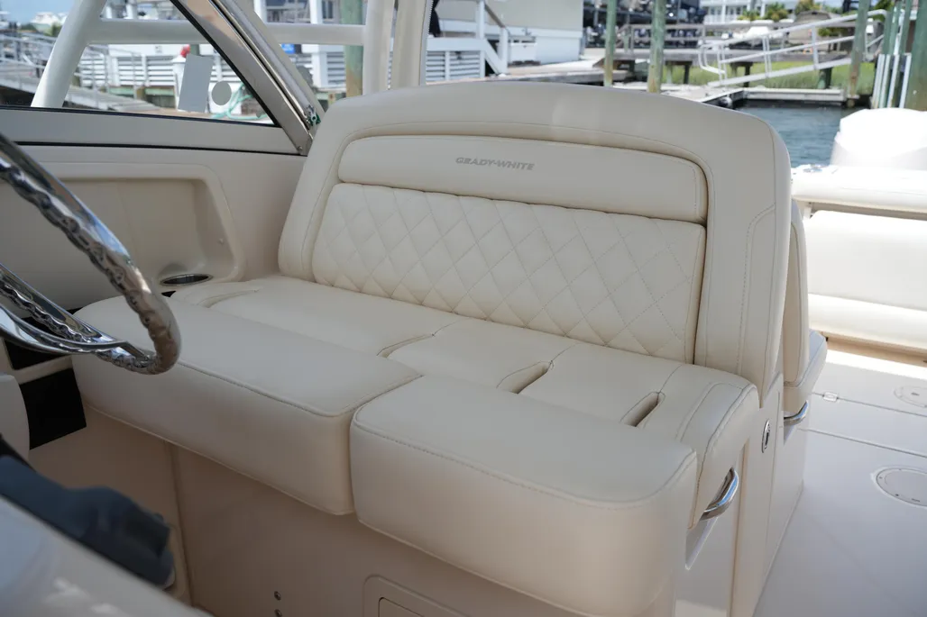 Boat thumbnail 12