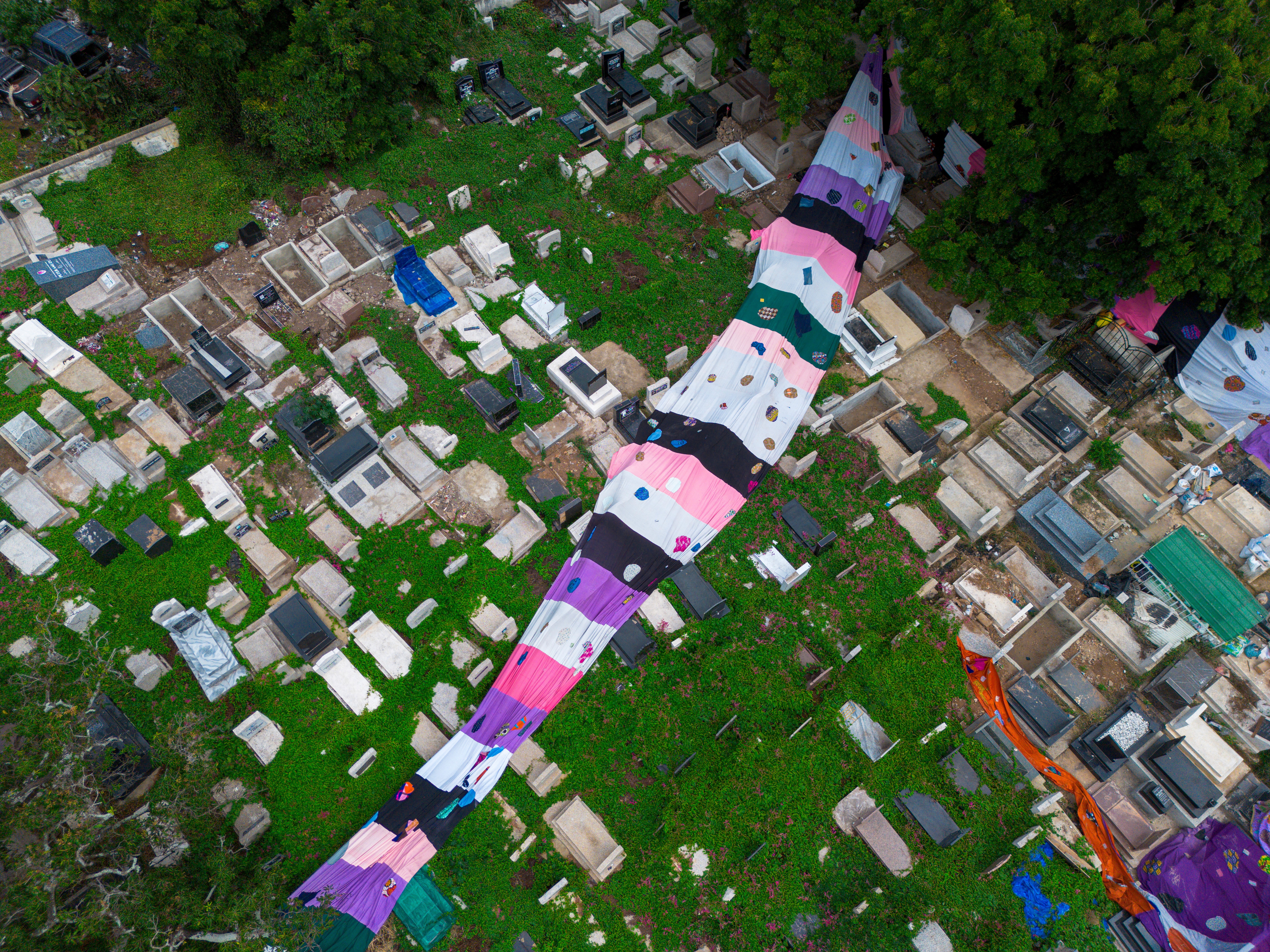 HOW TO HEAL A B-R-O-K-E-N WORLD – Cemetery of Belongings, Emmanuel Aggrey Tieku, Osu Cemetery, Accra, Ghana, uncommissioned, 2025
