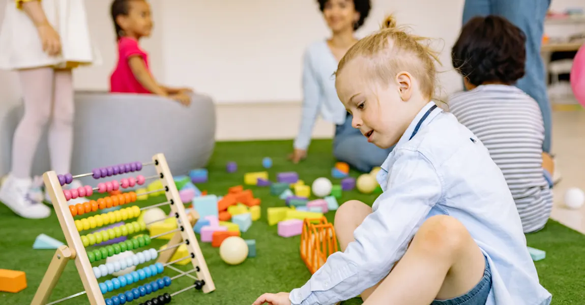 What Is a Micro School? Micro School vs Traditional School