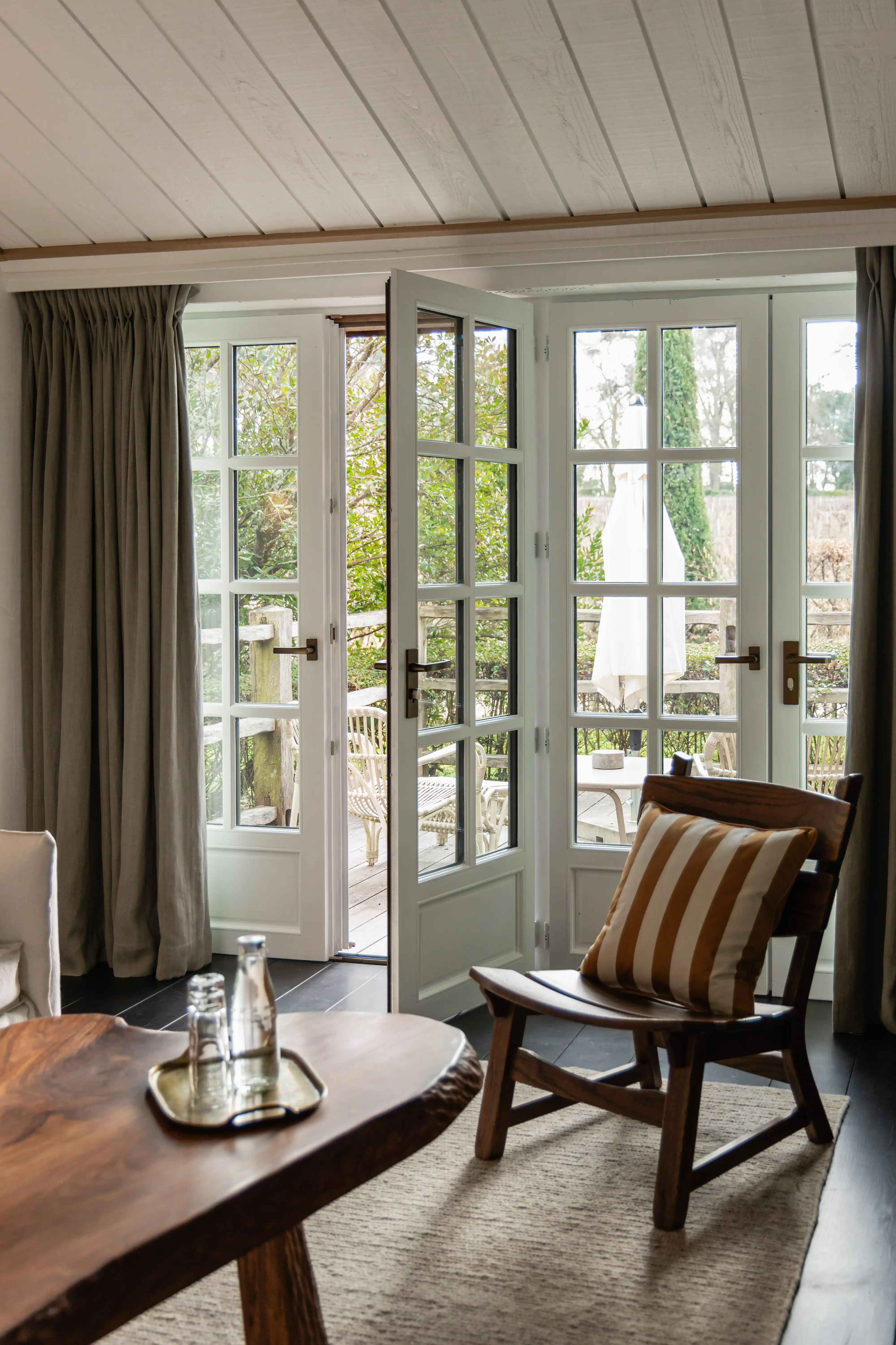 chair hotel bordeaux