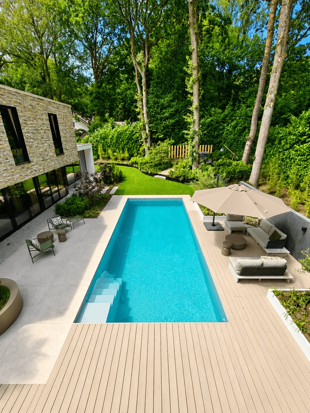 Luxe villetuinaanleg in Nijmegen door Hoveniersbedrijf Star Landscaping
