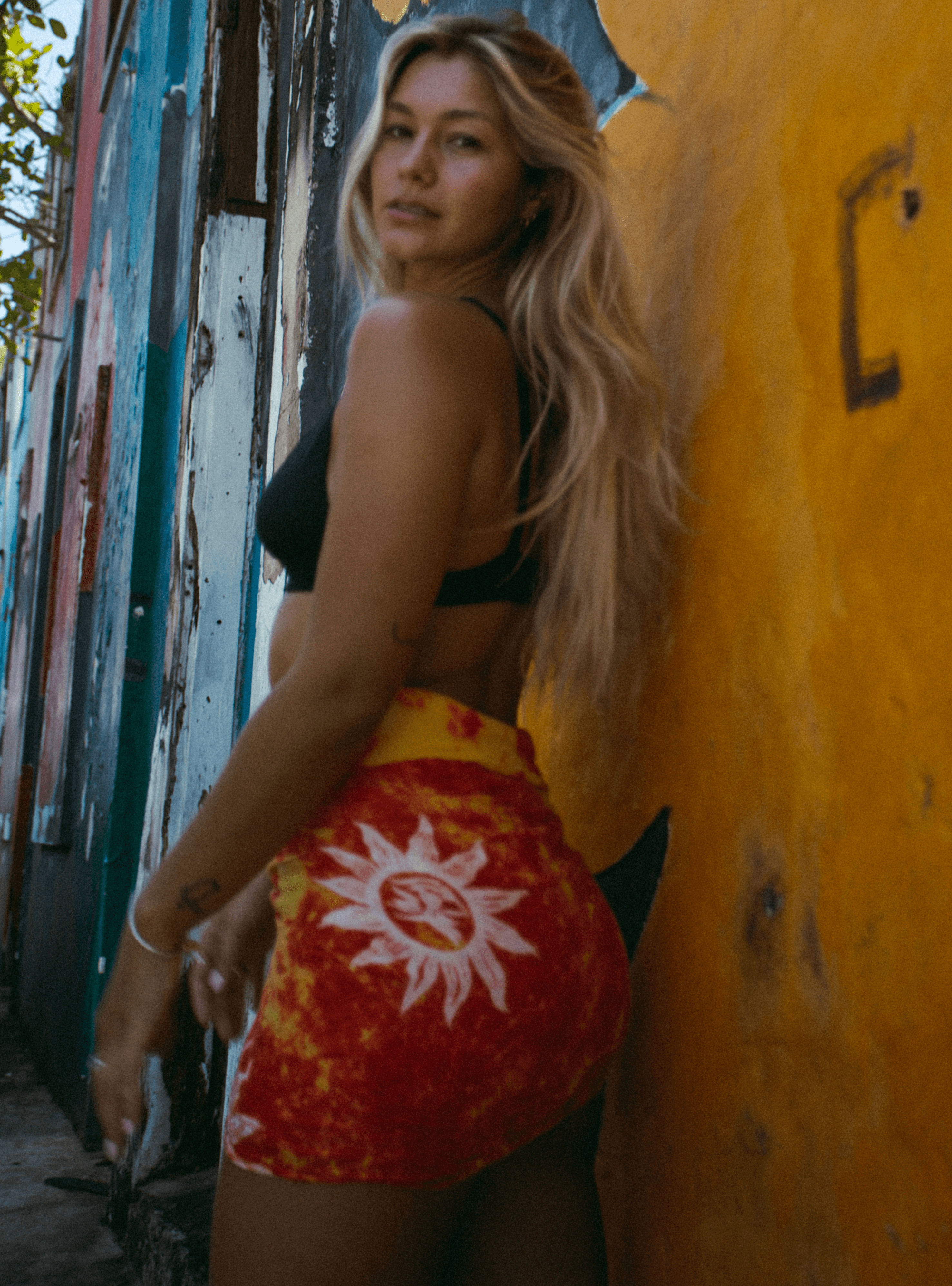 Aurora Sinclair underwater portrait