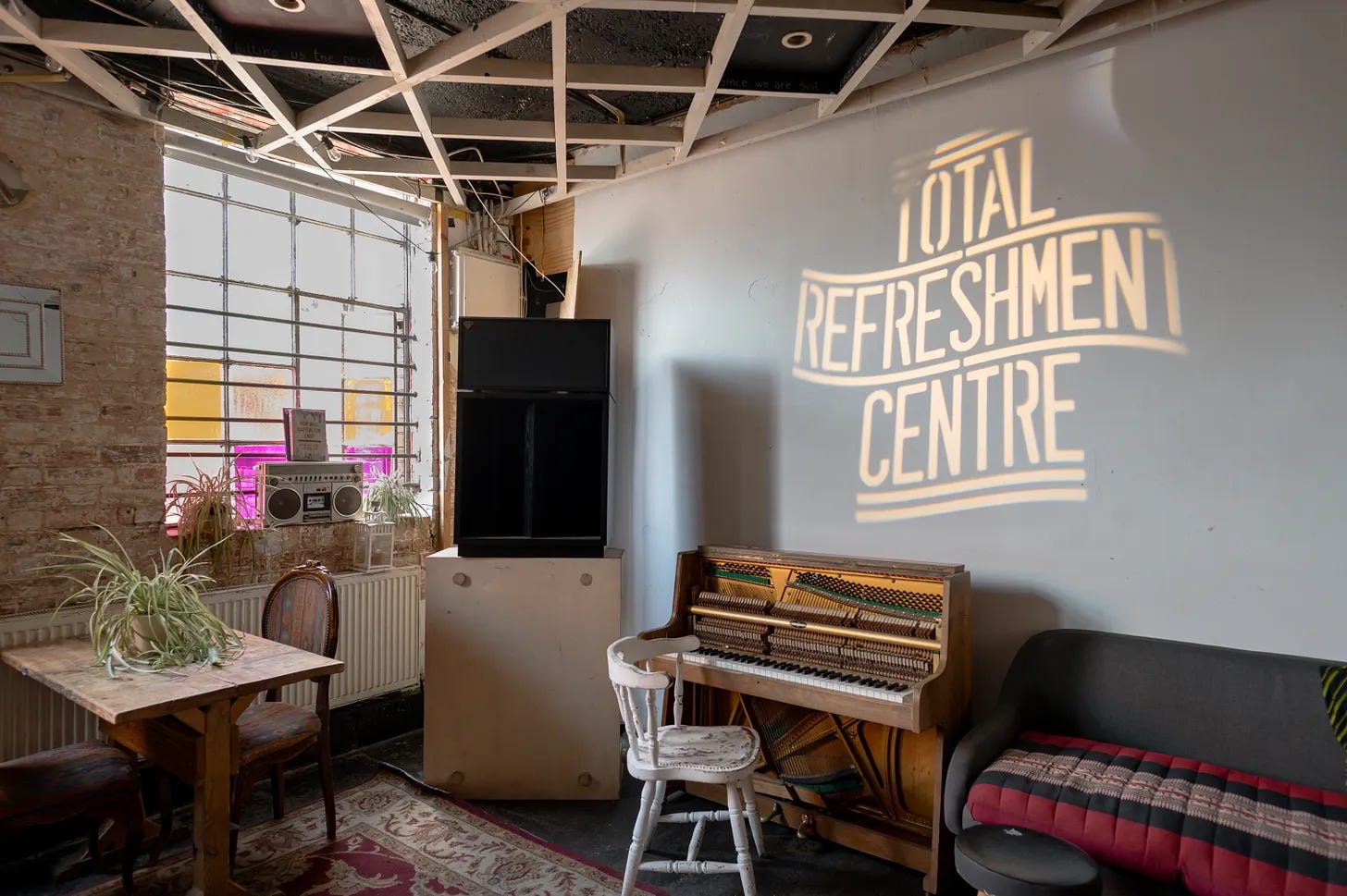 Total Refreshment Centre interior