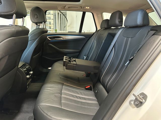 BMW 530 2022 WHITE Gebrauchtwagen - Galeriebild 25