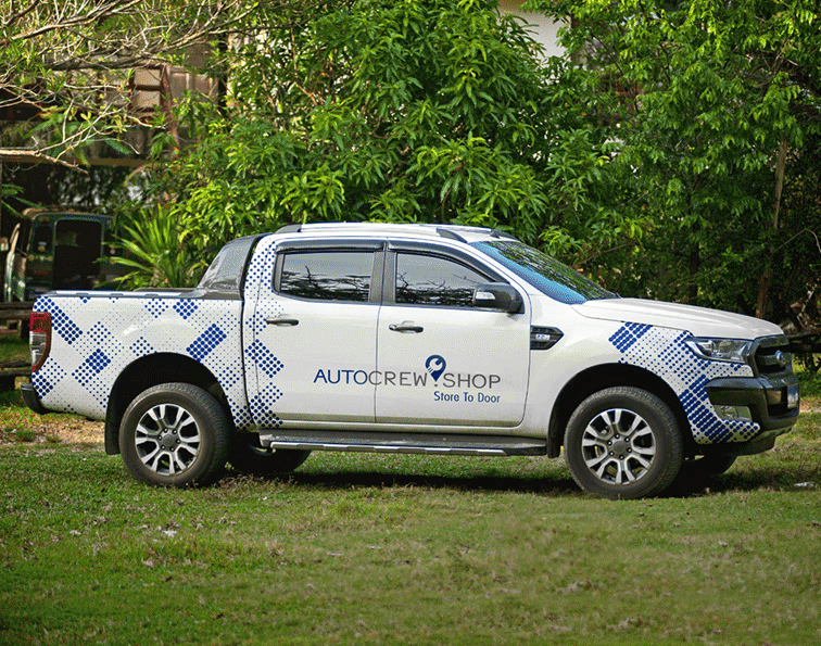 Social media and brand design for a Lahore-based auto service startup offering doorstep car maintenance.