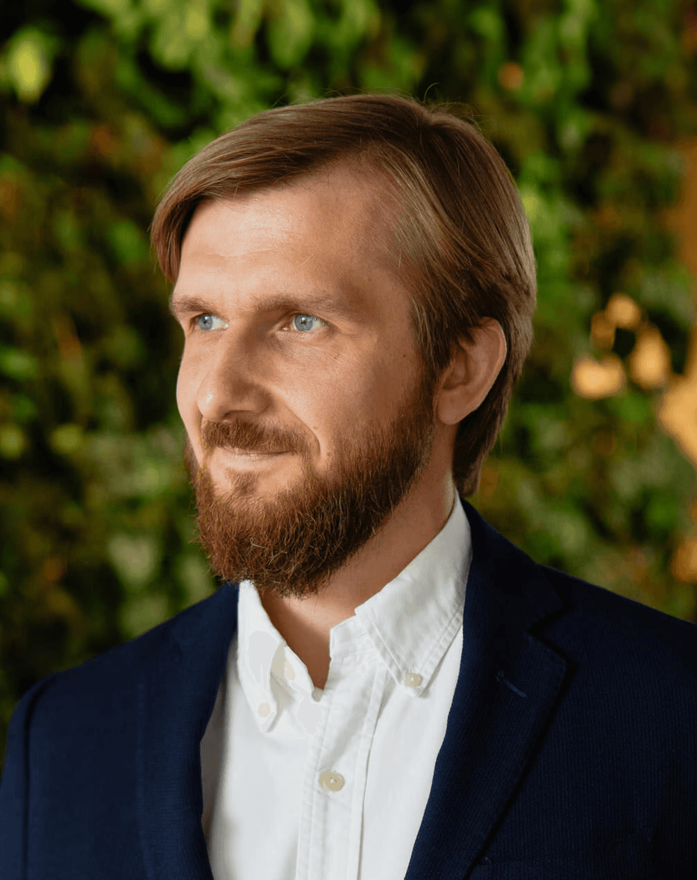 Portrait photo of Krzysztof Karolczak