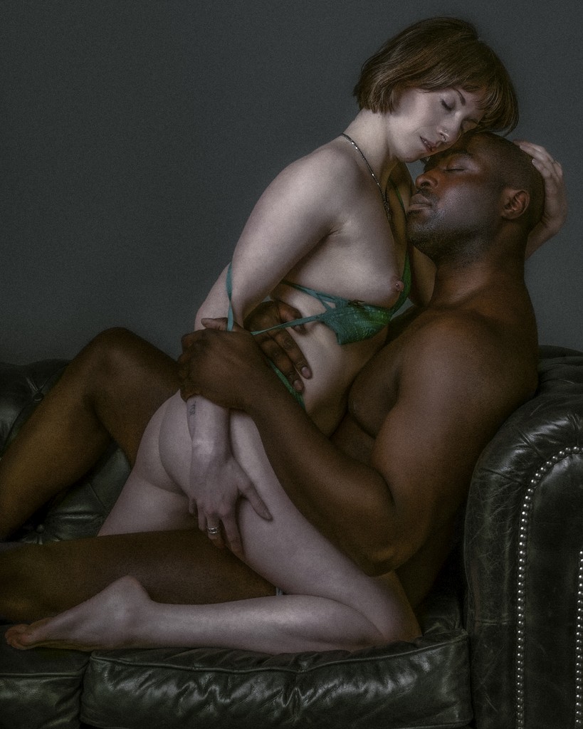 Rituel photographique — portrait artistique — confiance en soi — estime de soi — image de soi — fragment photographique — relique intime Maison Elion — photographe Seine-et-Marne 77 — portrait bespoke sur mesure — timeless photography France — photographie de rituel en France — portrait de luxe — image rare et significative