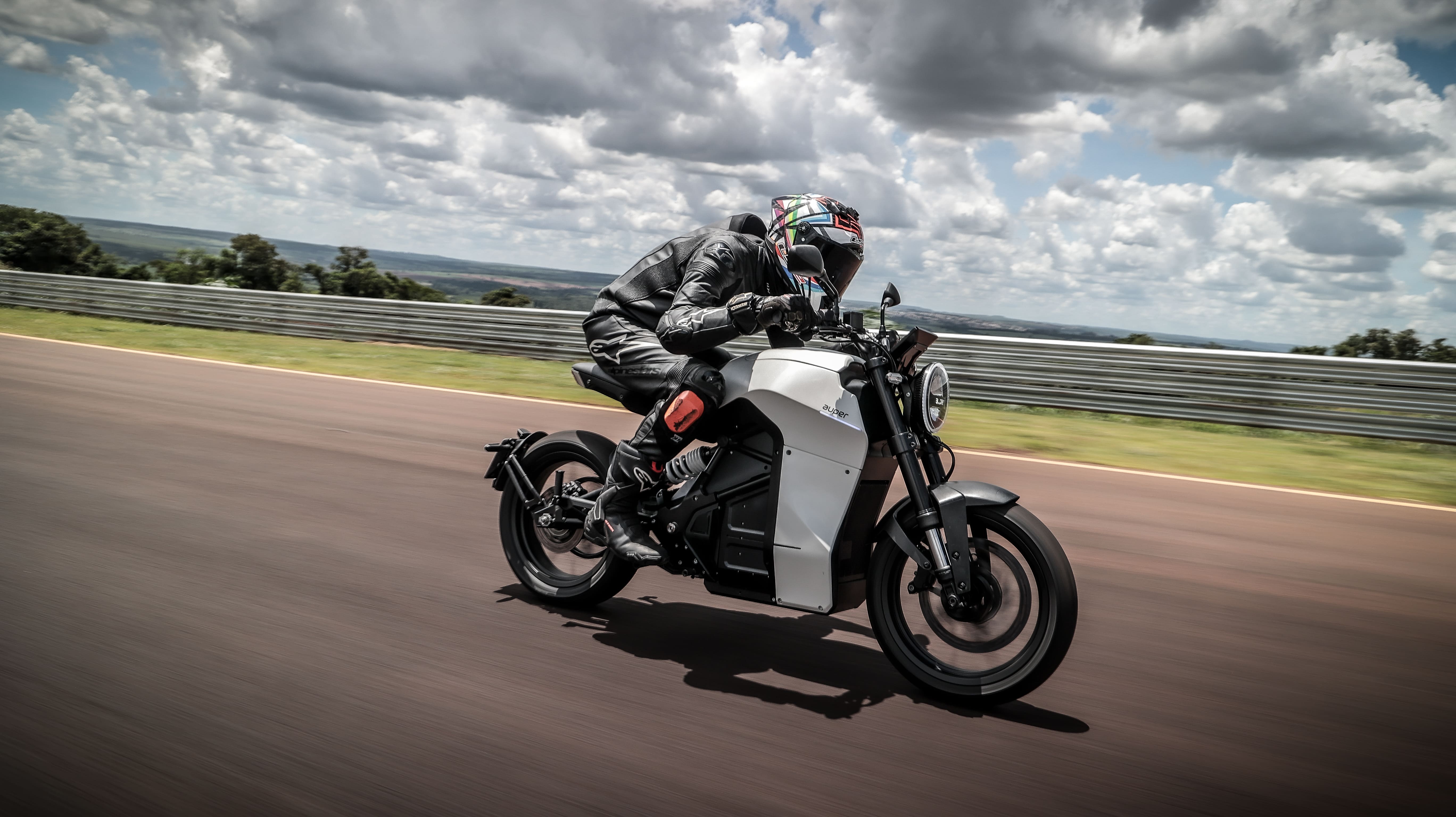 Piloto em movimento 2