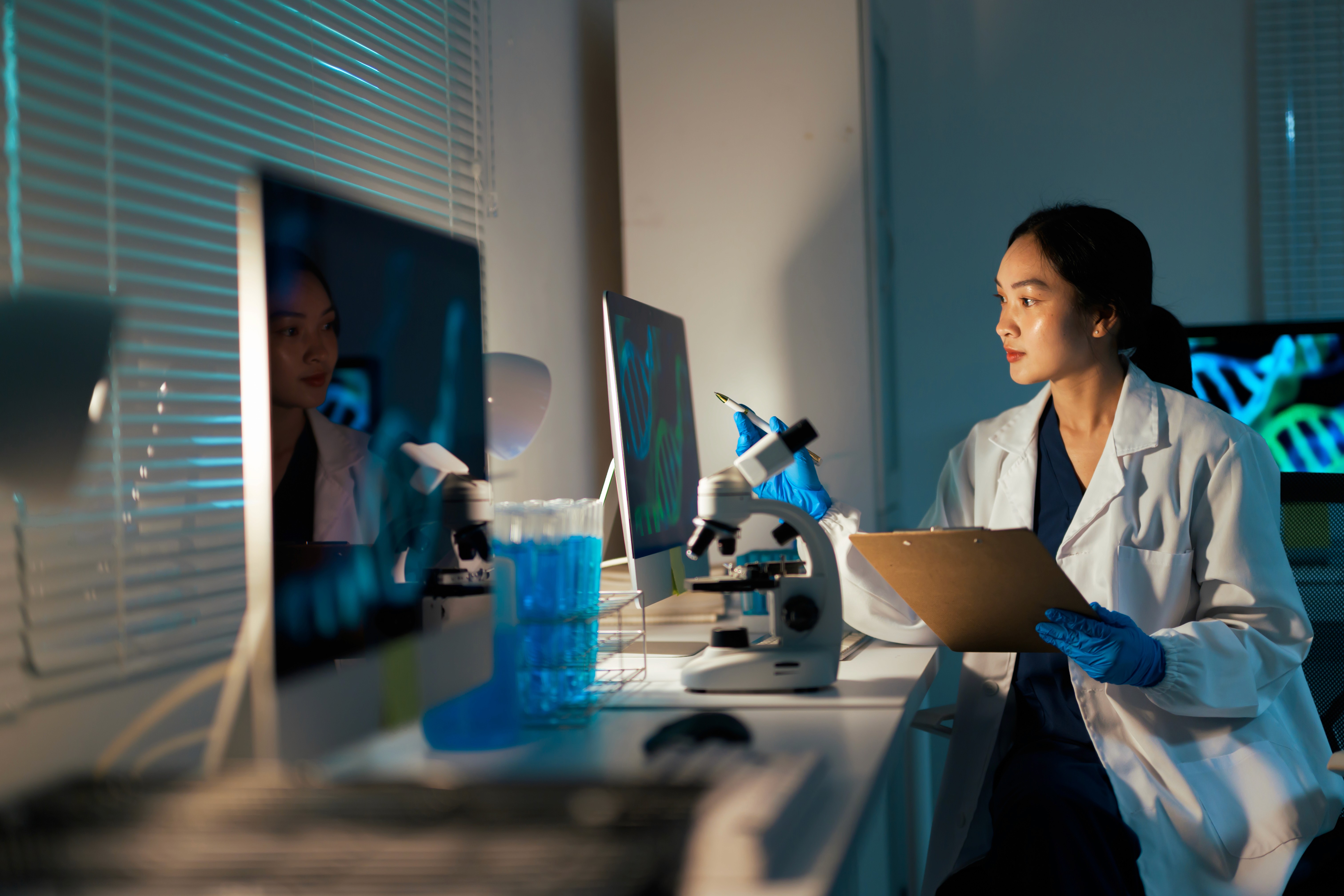 Woman working in lab
