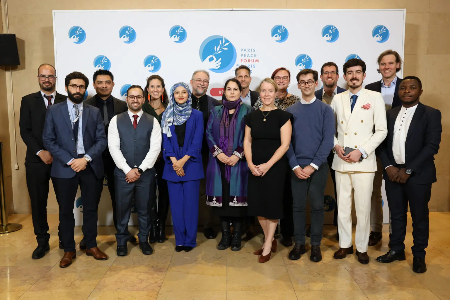 Awardees of the 2023 Scale-up Program pose for a group photo