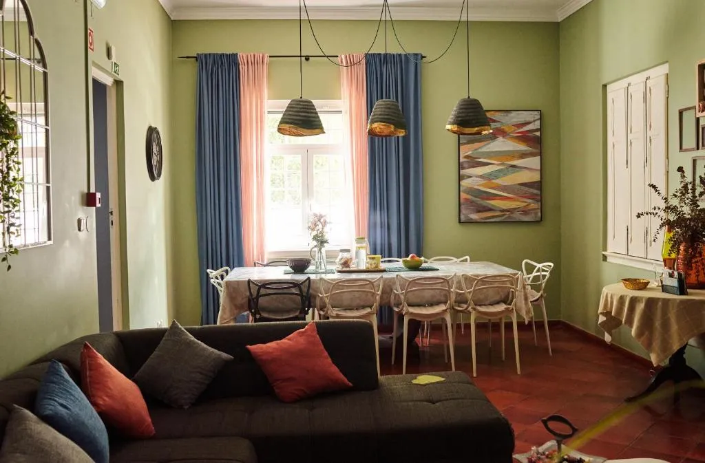 Eco Ljmonade Hostel in Cascais centre