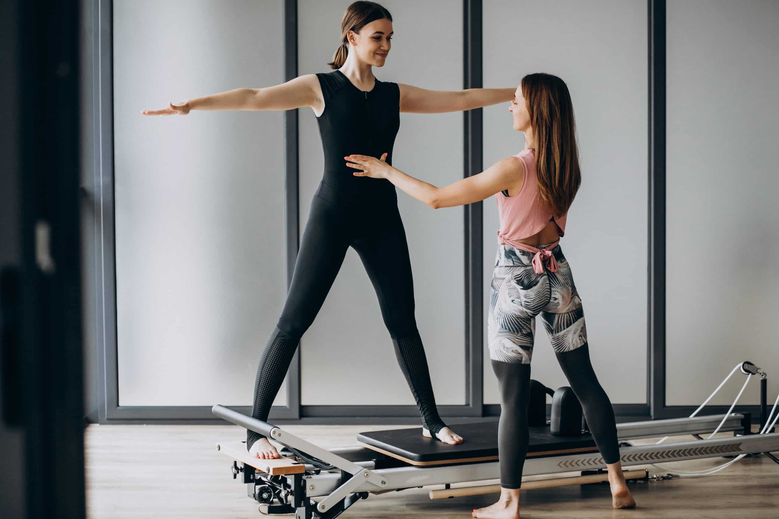 Come il Pilates Reformer Può Aiutarti a Risolvere il Mal di Schiena