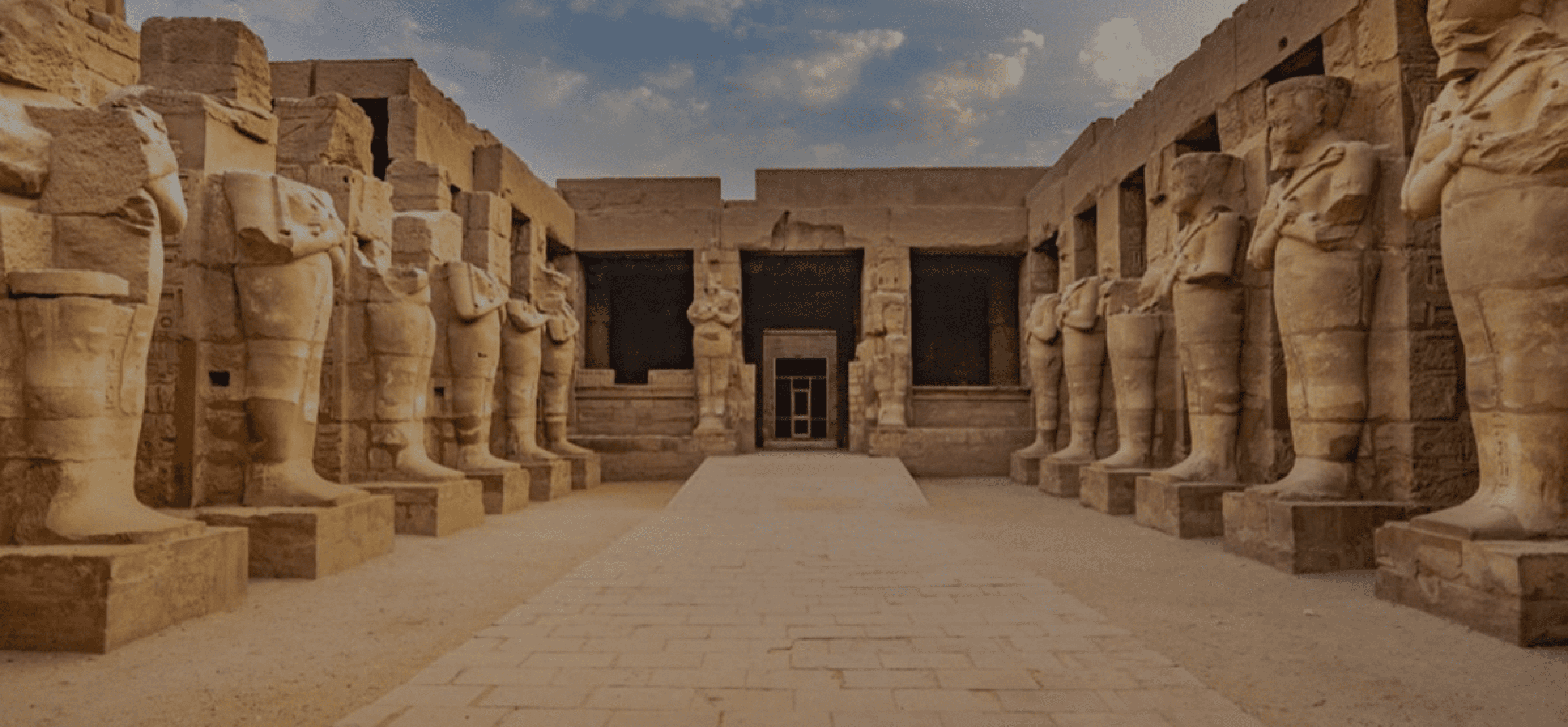 Ancient Egyptian temple background featured in Cairo Gossip's article on 34ML's 'Around Egypt' 360 VR app for virtual tours.