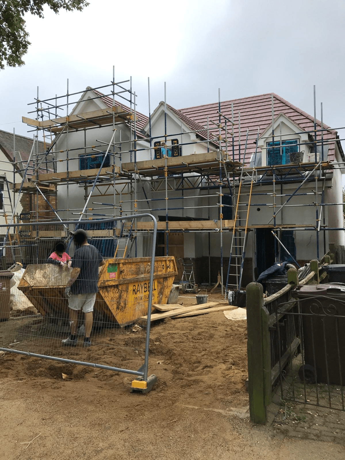 PPM Builders' residential project in Northampton featuring scaffolding and high-quality silicon render application. Expert house renovation and exterior rendering services for enhanced durability, weather resistance, and aesthetics.