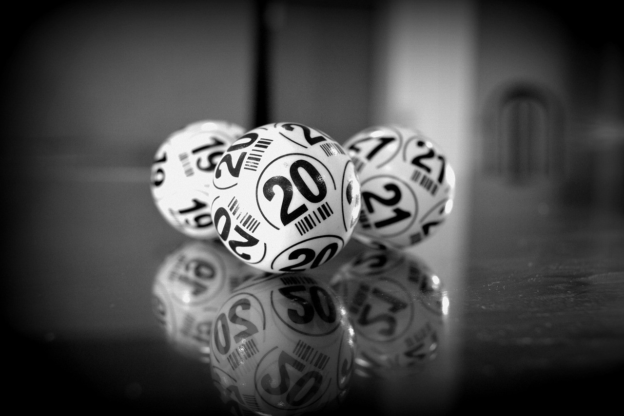 image of 3 powerball balls 