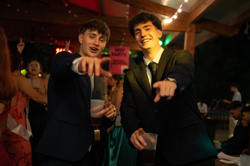 Detalles de organización en evento universitario exclusivo en Barcelona