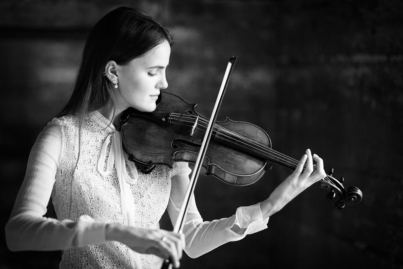 She played for noone by Aleksander Dylikowski