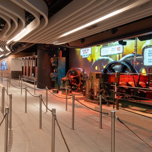 香港:山顶缆车天空通行证 + 天际台428入场门票