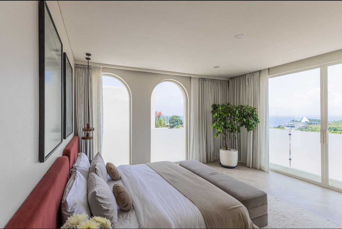 5-bedroom premium villa with ocean views in Bukit, Uluwatu