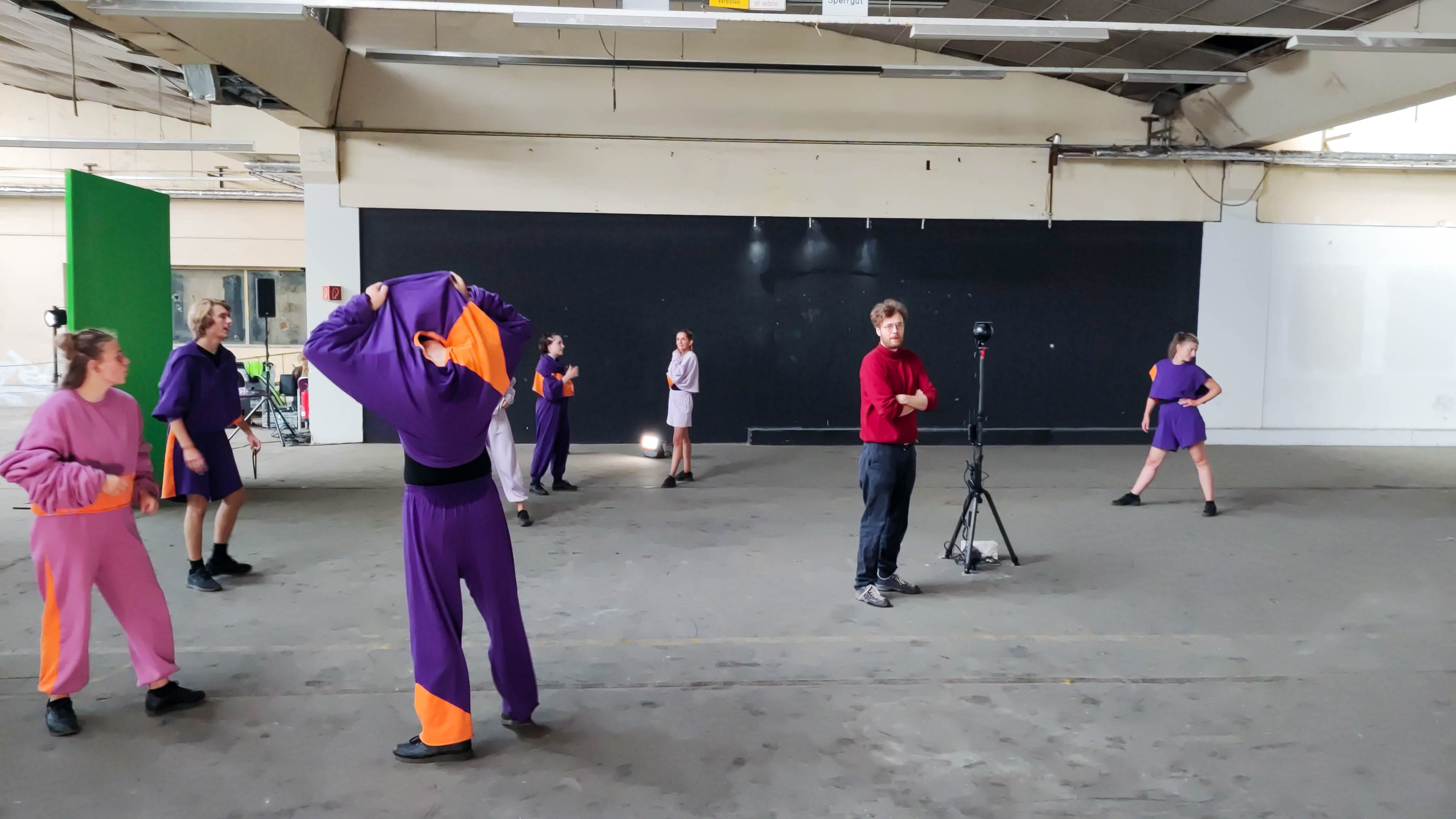 Fake - augmented 360° interactive performance installation