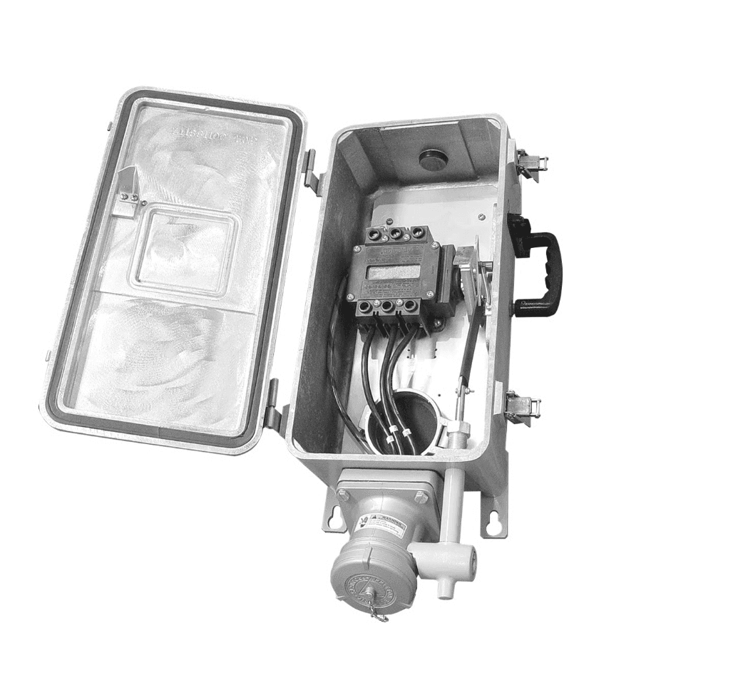 Appleton Electric heavy duty industrial plugs and receptacles for high load applications and challenging site conditions in British Columbia
