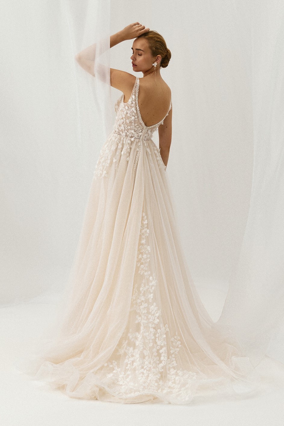 Brautkleid A-Linie mit Spitzenoberteil