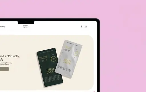 Aperçu du site web de Seed Cycle affiché sur tablette — page d'accueil de la boutique en ligne de suppléments pour l'équilibre hormonal naturel