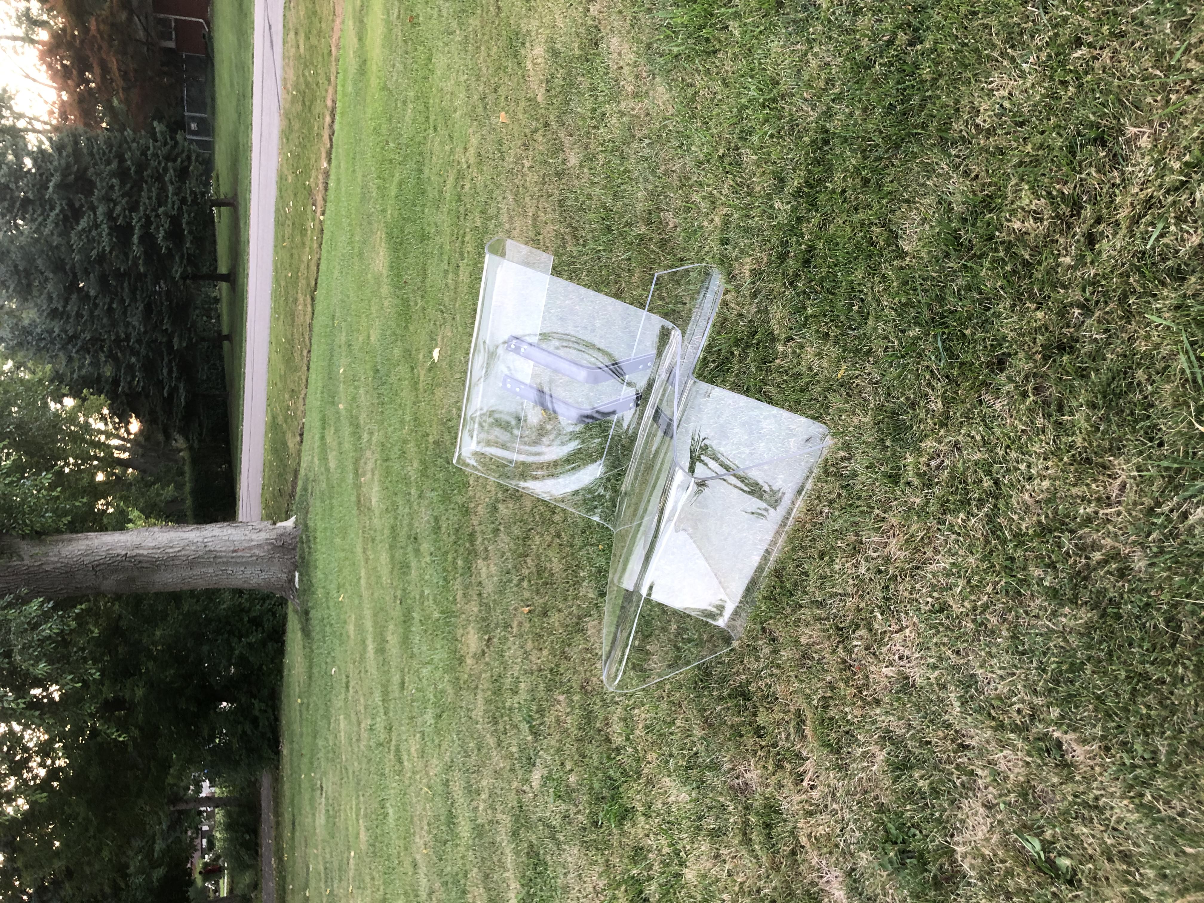 LC2 Acrylic clear