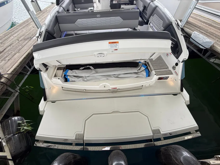 Boat thumbnail 43
