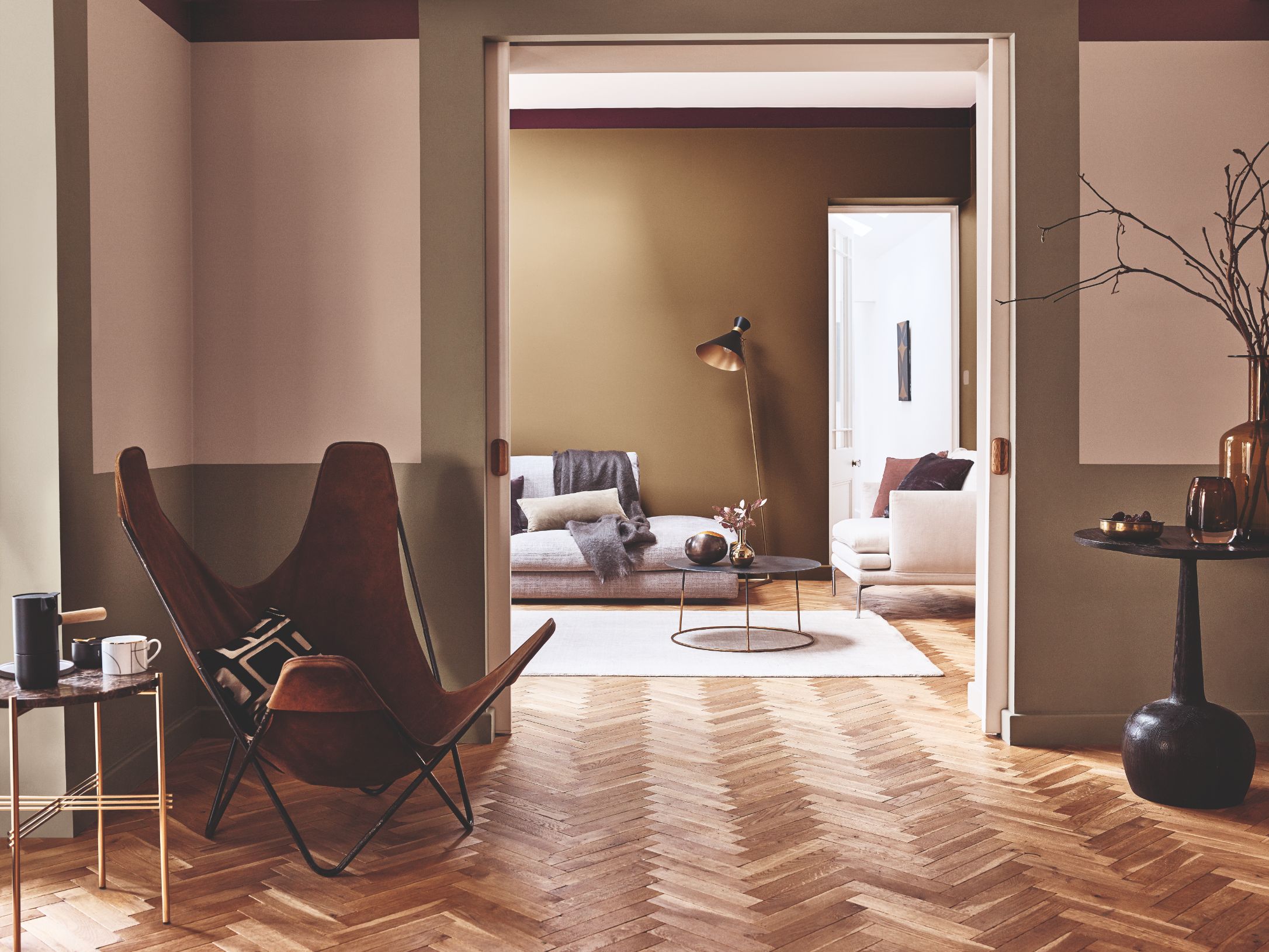 warme kleuren interieur taupe okergeel roze